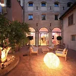 Boutique Residenza La Ceramica Φαμπριάνο