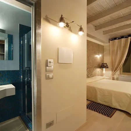 Boutique Residenza La Ceramica 호텔 3*