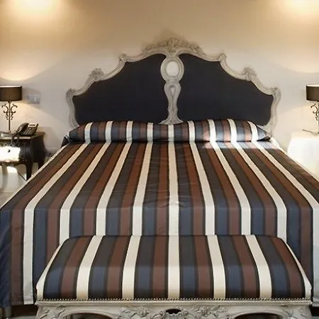 Hotell Boutique Residenza La Ceramica 3*