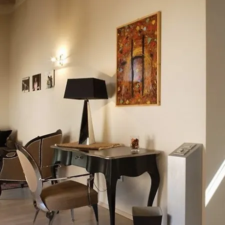 Boutique Residenza La Ceramica Hotell 3*